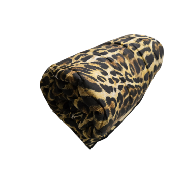 Duvono - dekbed zonder overtrek - Tijger - Zomeruitvoering (200 grams)-1-persoons 135 x 200 cm Duvono - dekbed zonder overtrek - Tijger - Zomeruitvoering (200 grams)-1-persoons 135 x 200 cm