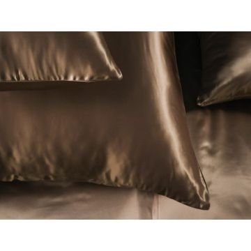 Sihou Kissenbezug aus 100 % Seide Artio Sihou Kissenbezug aus 100 % Seide Artio