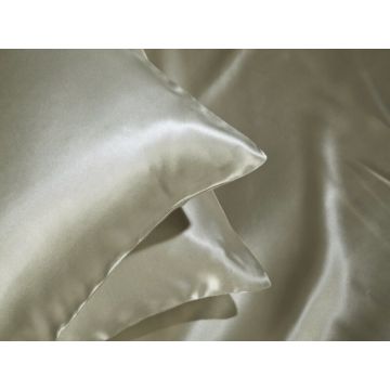 Sihou 100% Seide Kissenbezug Feronia 40 x 40 cm Sihou 100% Seide Kissenbezug Feronia 40 x 40 cm